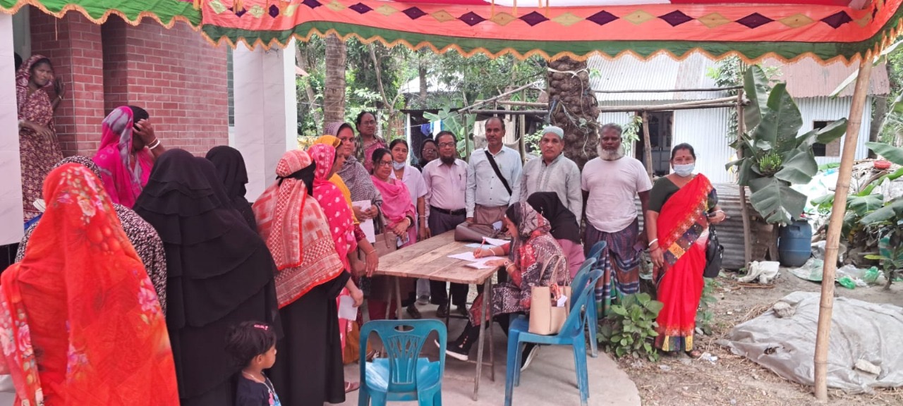 সিরাজদিখানে জরায়ু ও স্তন ক্যান্সার বিষয়ক ফ্রি ক্যাম্প