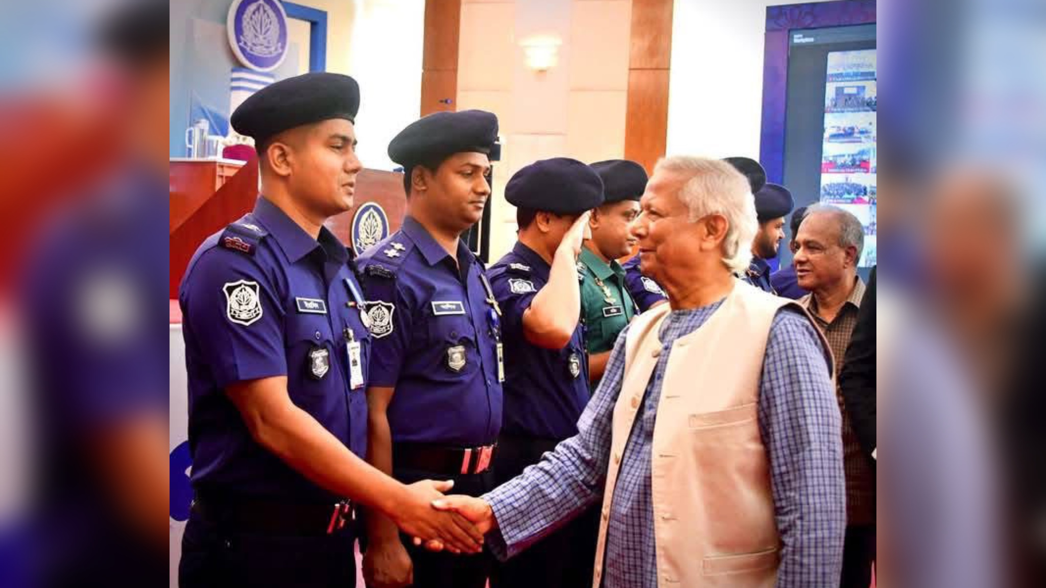 মুন্সিগঞ্জ জেলা পুলিশের এসআই প্রেসিডেন্ট পদক ভূষিত হলেন ইয়াসিন।
