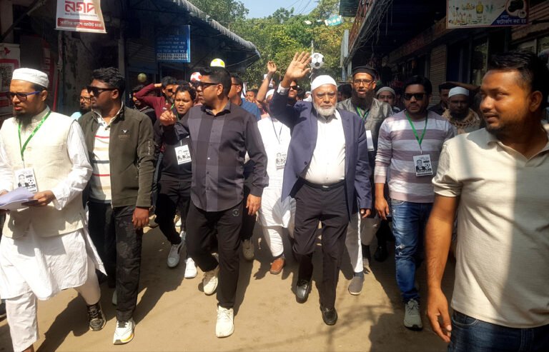মুন্সীগঞ্জ-১ আসনে স্বতন্ত্র প্রার্থী আলহাজ্ব মমিন আলীর ব্যাপক গণসংযোগ ও পথসভা